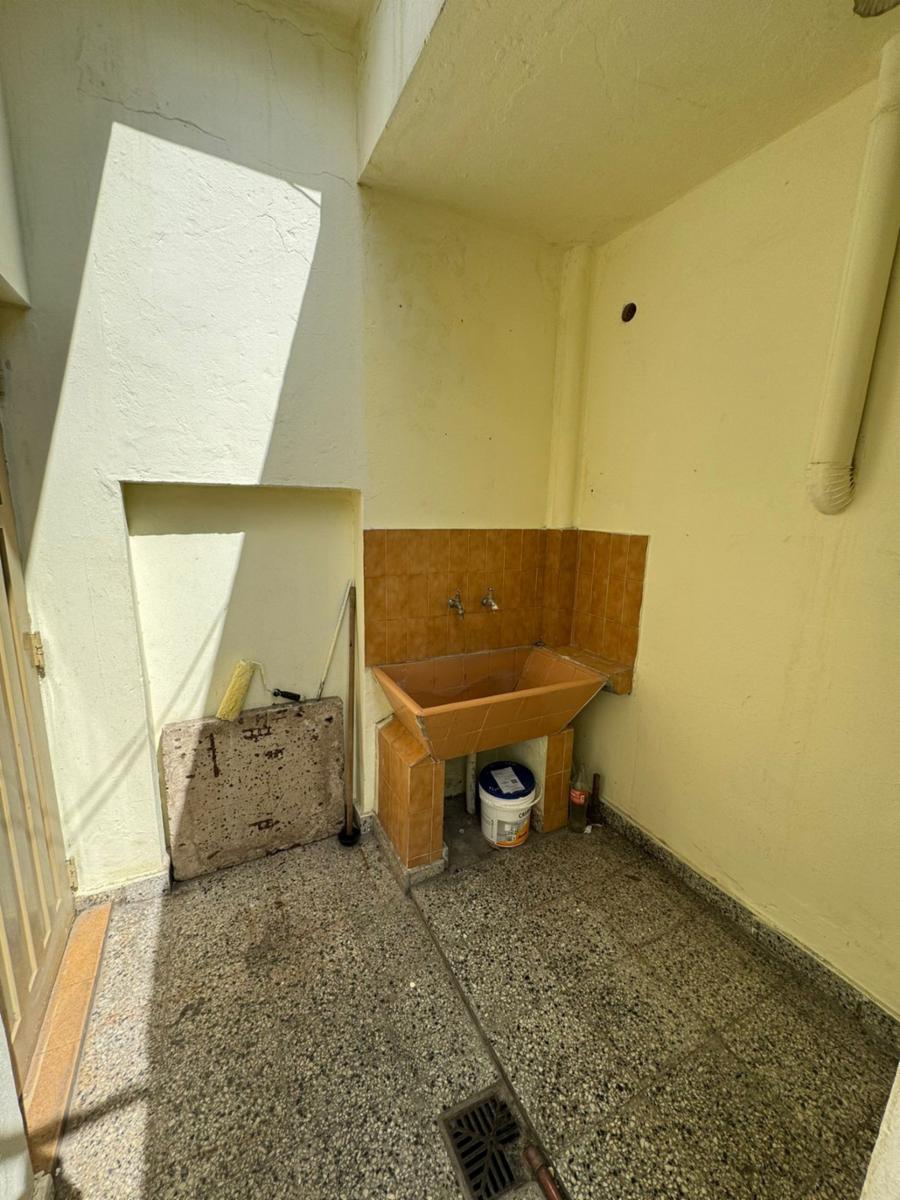 ALQUILER DE PH DOS AMBIENTES Y MEDIO CON PATIO Y LAVADERO, S/ EXPENSAS. - 12