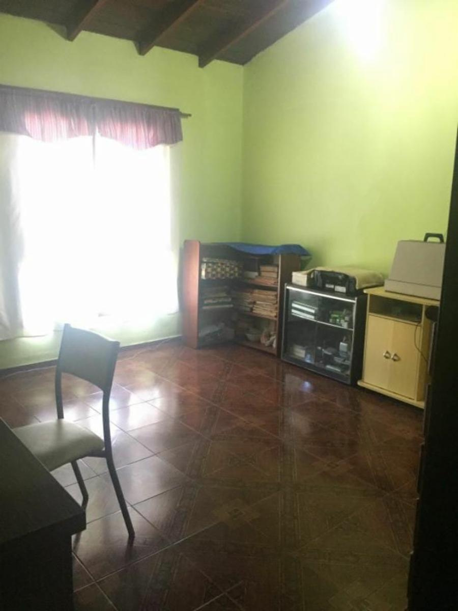 EXCELENTE CASA BARRIO AERONAUTICO — foto 5