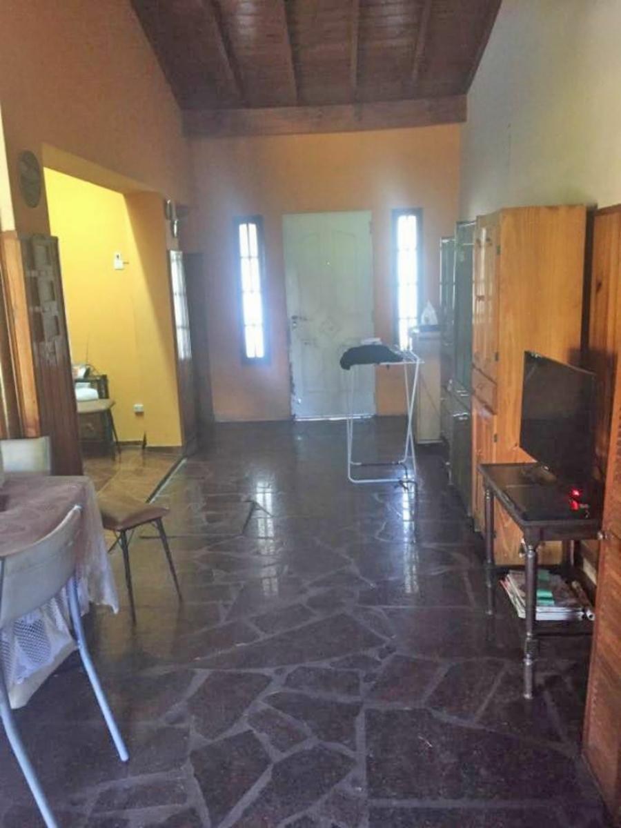 EXCELENTE CASA BARRIO AERONAUTICO — foto 7