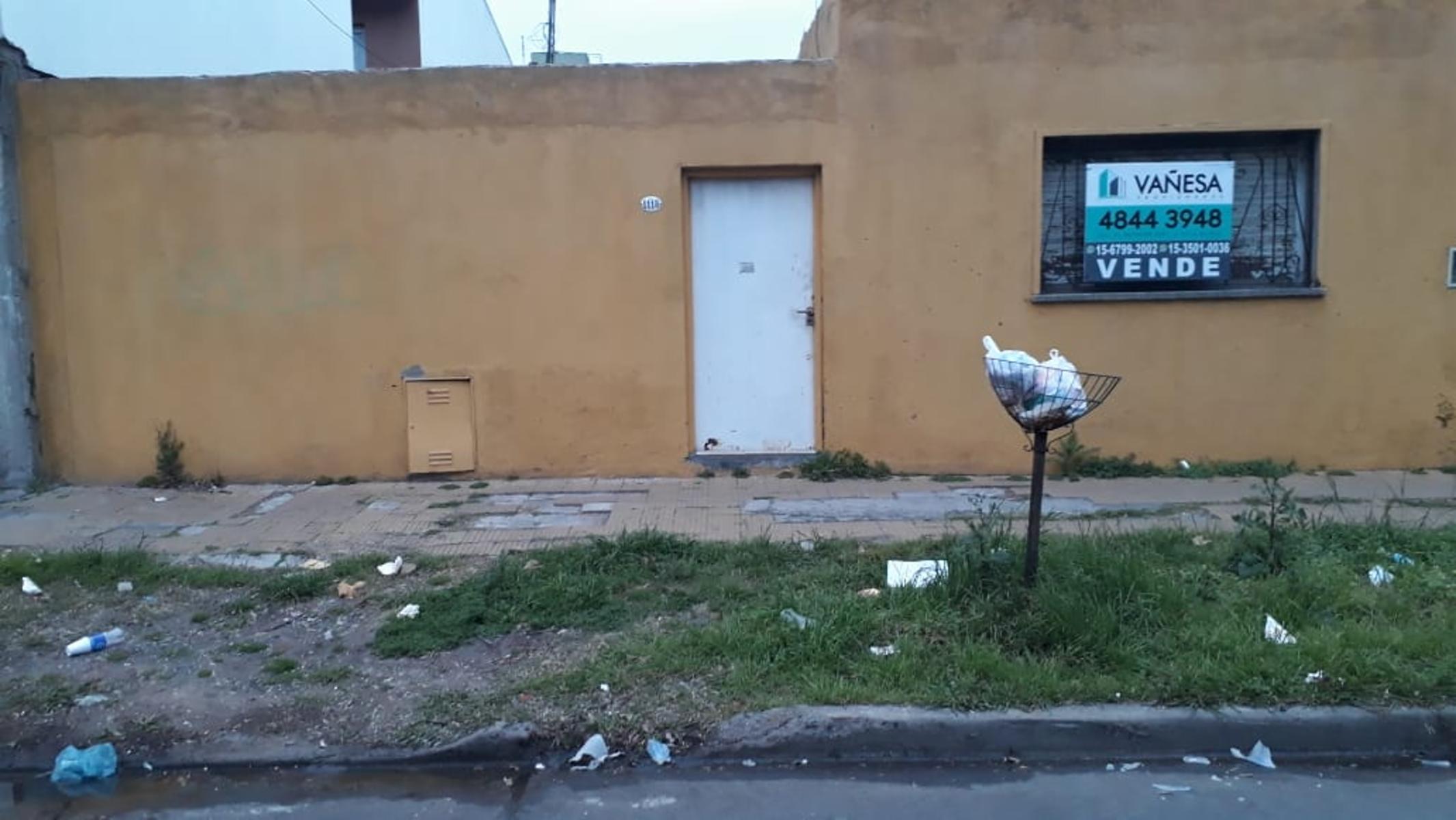 CASA LOTE PROPIO A METROS DE SANTOS VEGA
