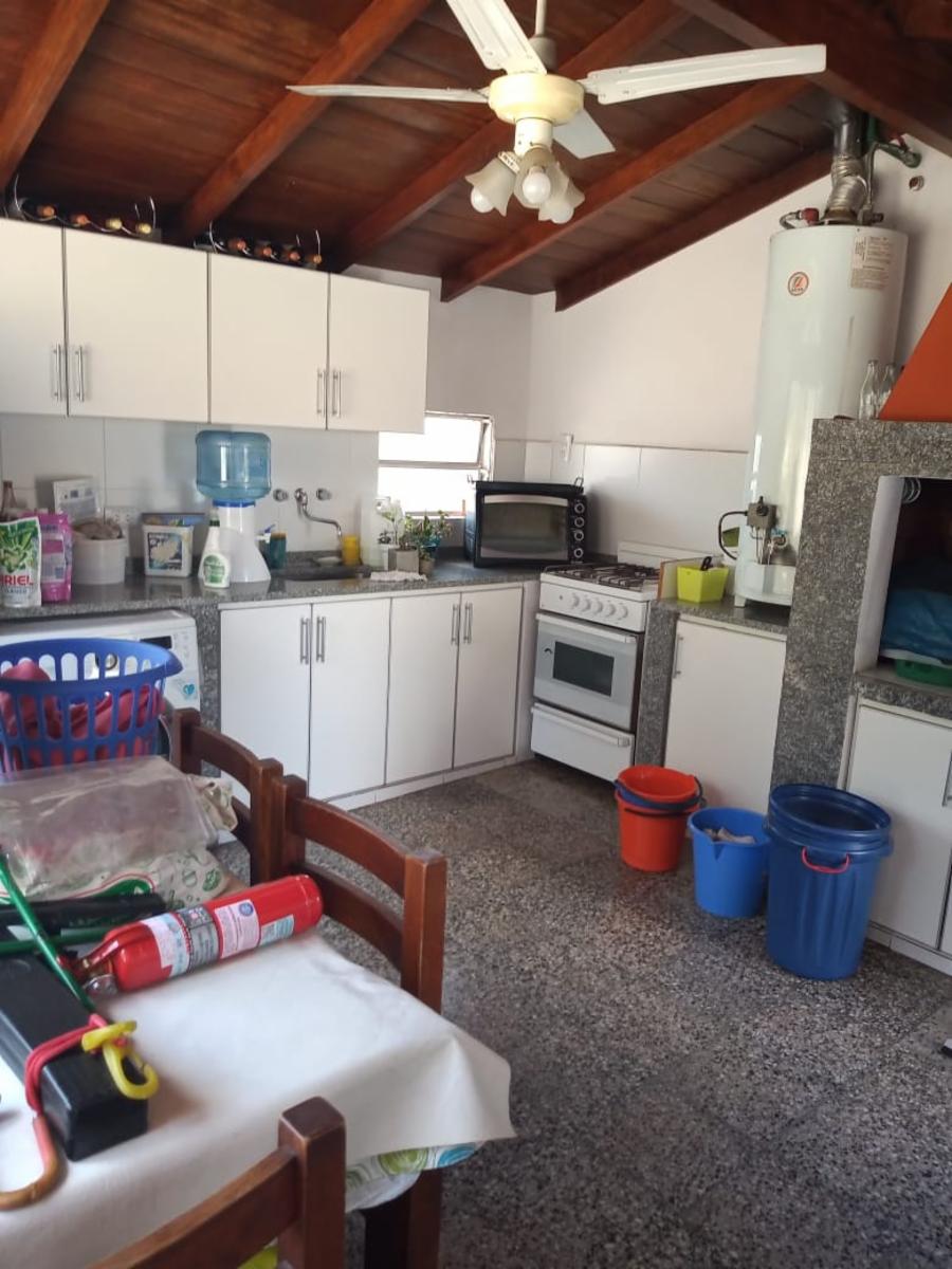 HERMOSA CASA EN PLANTA ALTA MUY BUENA ZONA — foto 6