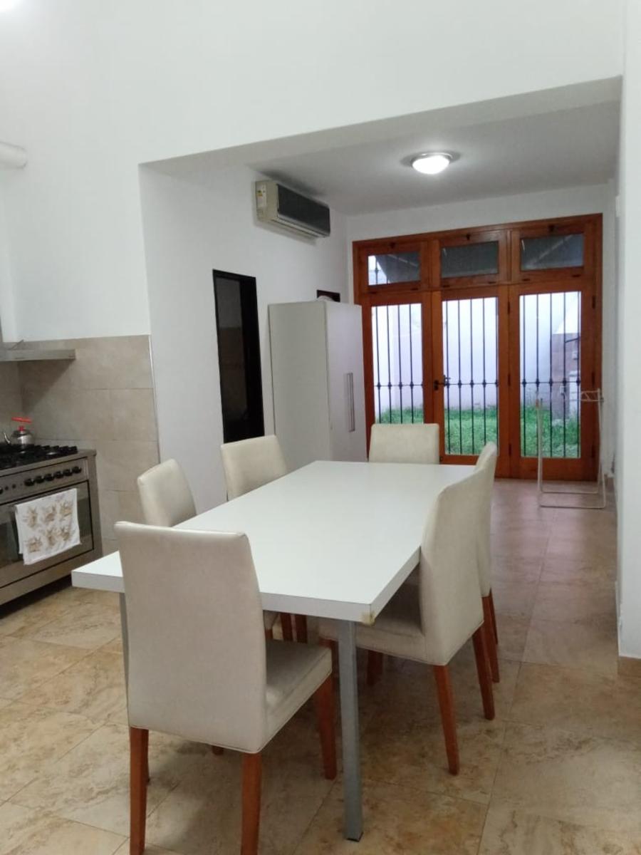 DUPLEX MUY COMODO A UNA CUADRA ESTACION vILLA BOSCH — foto 2