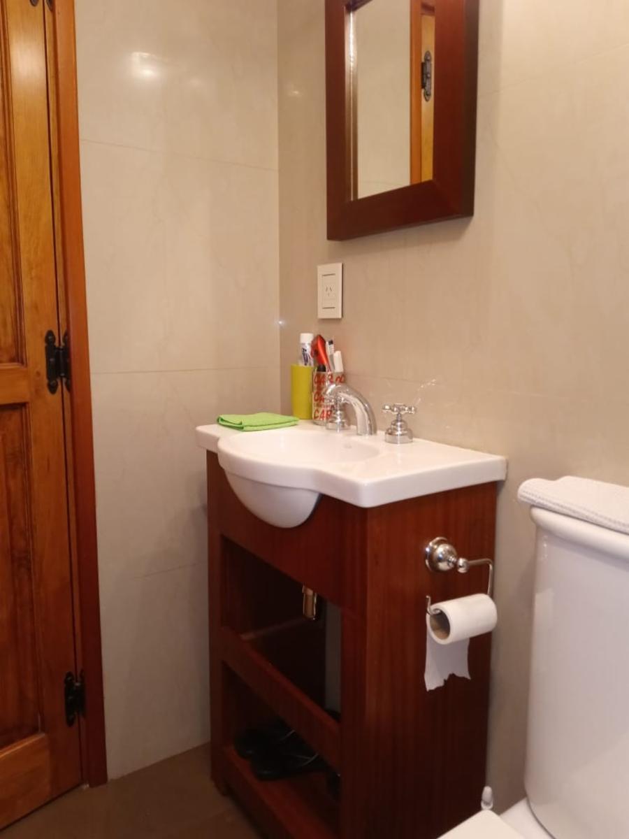 DUPLEX MUY COMODO A UNA CUADRA ESTACION vILLA BOSCH — foto 12