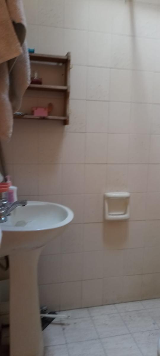 PH A RECICLAR EN PRIMER PISO FRENTE A LA PLAZA — foto 2
