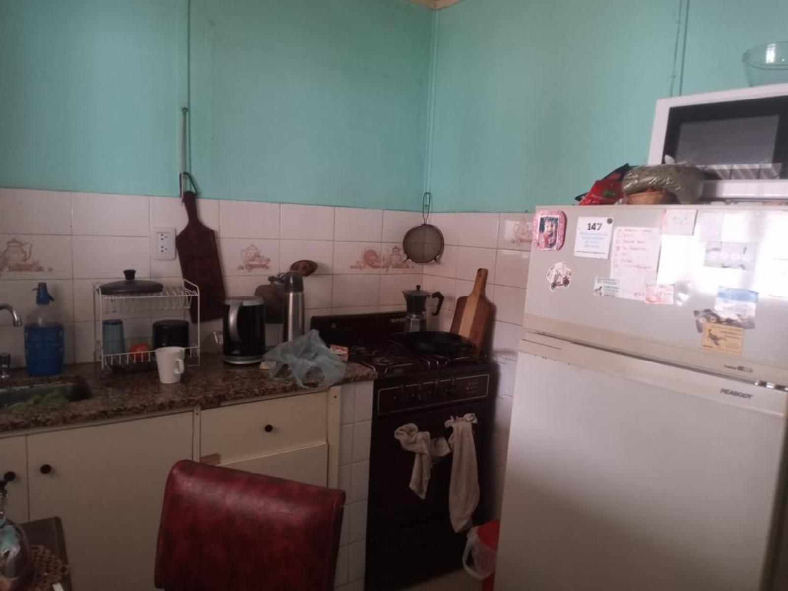 CASA LOTE PROPIO CERCA AVENIDA PERON - 10
