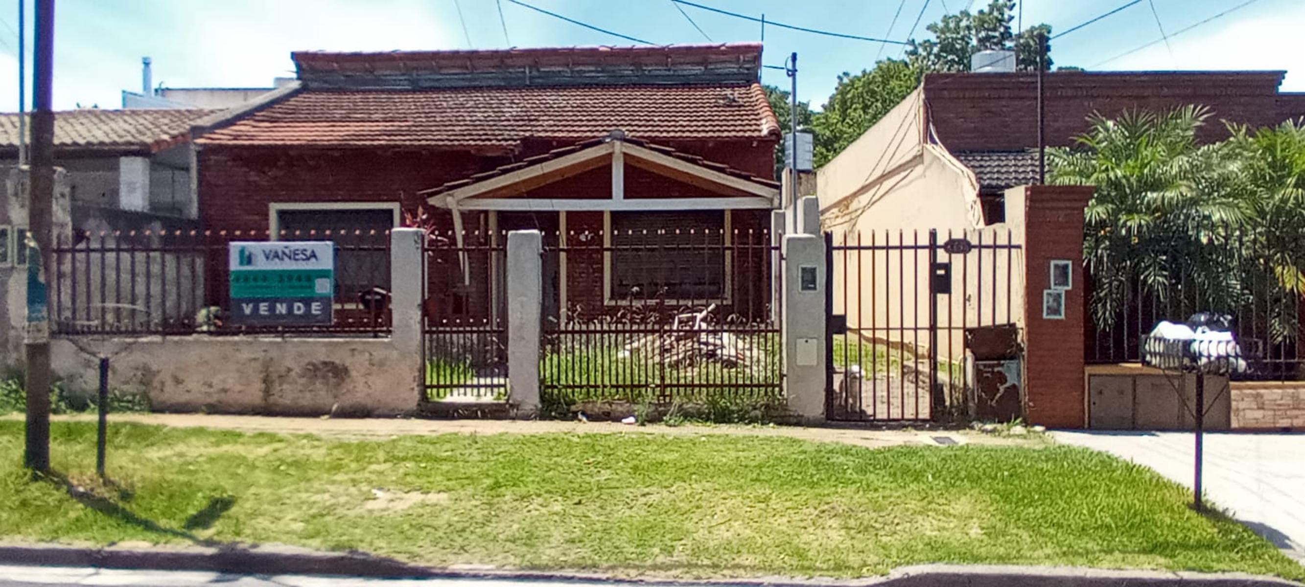 VILLA BOSCH LOTE 10 X 43,60/39,96 IDEAL CONSTRUCTOR - 1