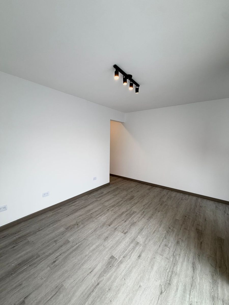 PH Sin Expensas Paysandu 2200 en Dos Plantas 3 Amb (2bnos 1 C - Vestidor) Balcon - Baulera - 86 m² - 18