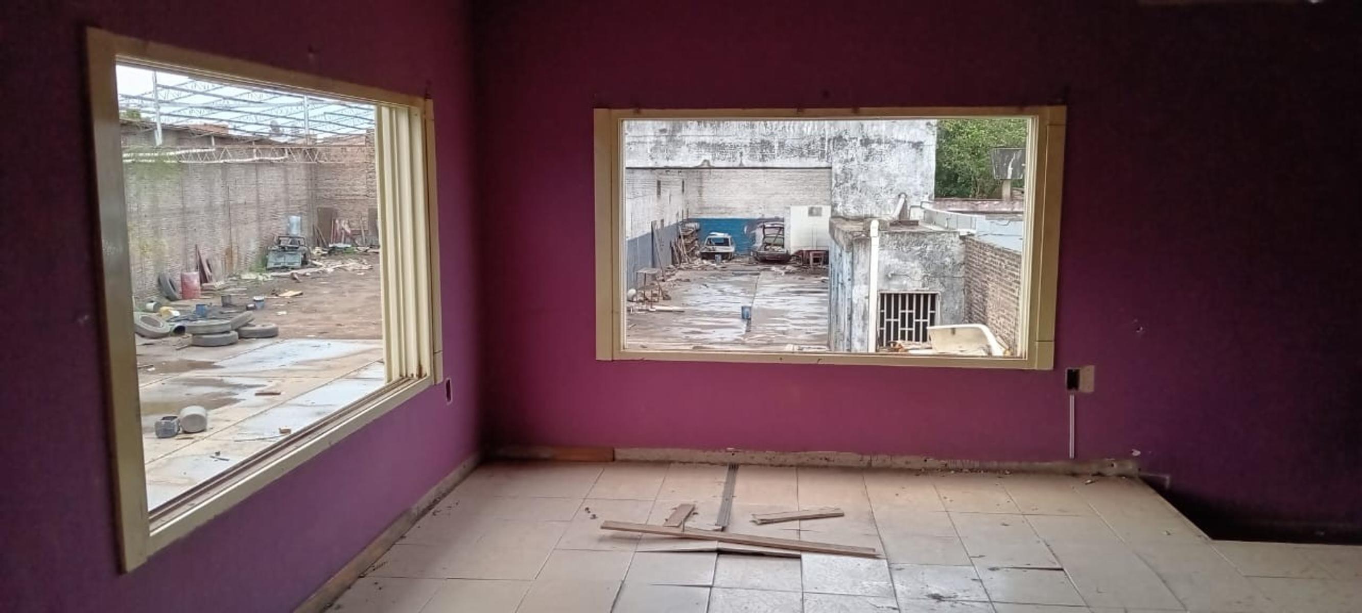 IMPORTANTE TERRENO CON DOS GALPONES CONTIGUOS A TERMINAR Y/O RECICLAR. PUEYRREDON 3800. INGRESO PARA CAMIONES. — foto 6