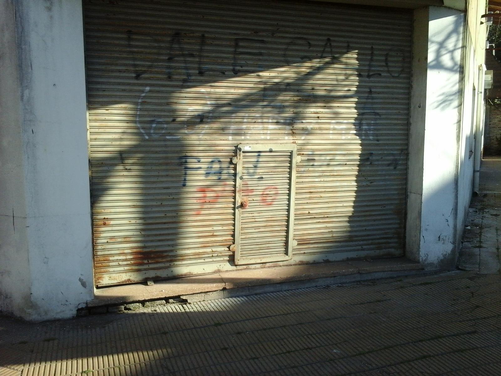 PH en Planta Baja a Refaccionar en Velez Sarsfield al 400 Haedo — foto 3