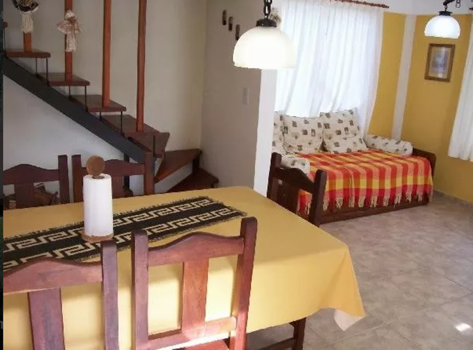 Chalet de 3 ambientes en Mar Azul a 6 cuadras de Playa. — foto 2