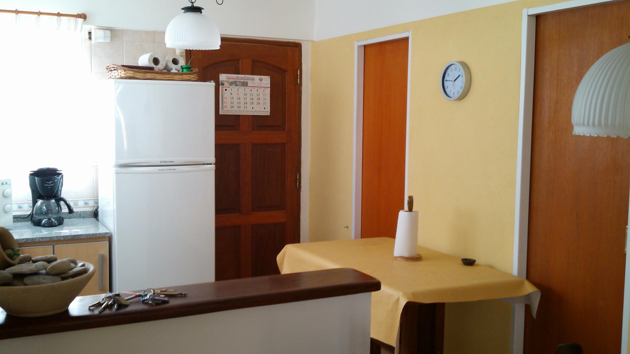 Chalet de 3 ambientes en Mar Azul a 6 cuadras de Playa. — foto 7