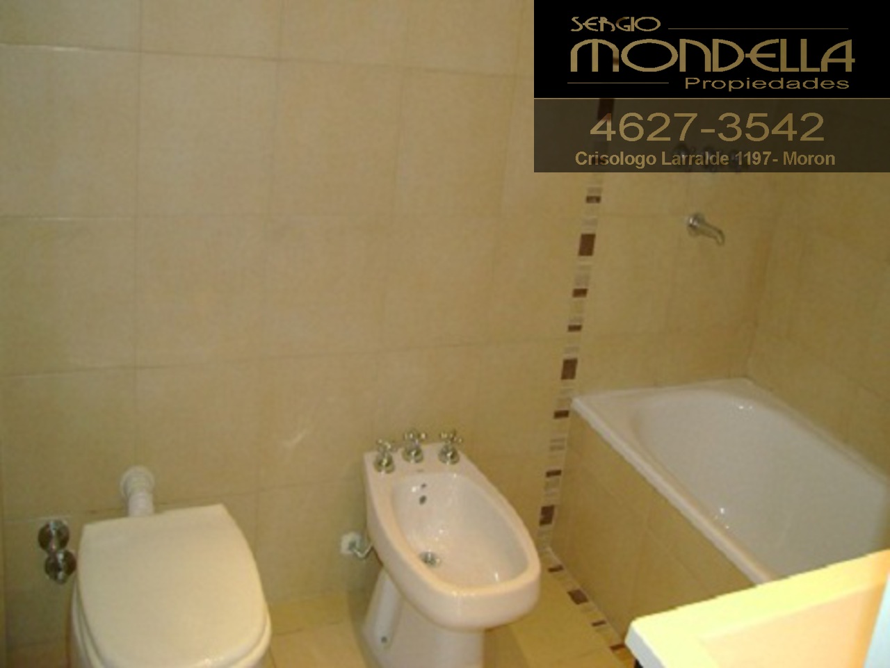 OPORTUNIDAD de VENTA en Haedo, MONOAMBIENTE CON COCHERA Y BAULERA a 5 cuadras de estación. — foto 3