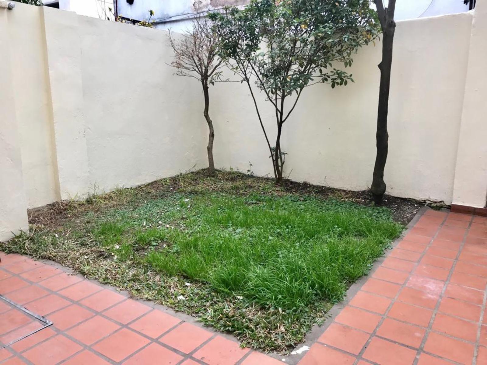 SE VENDE DUPLEX en Castelar Sur de 4 Amb. cercano a la estación. — foto 9