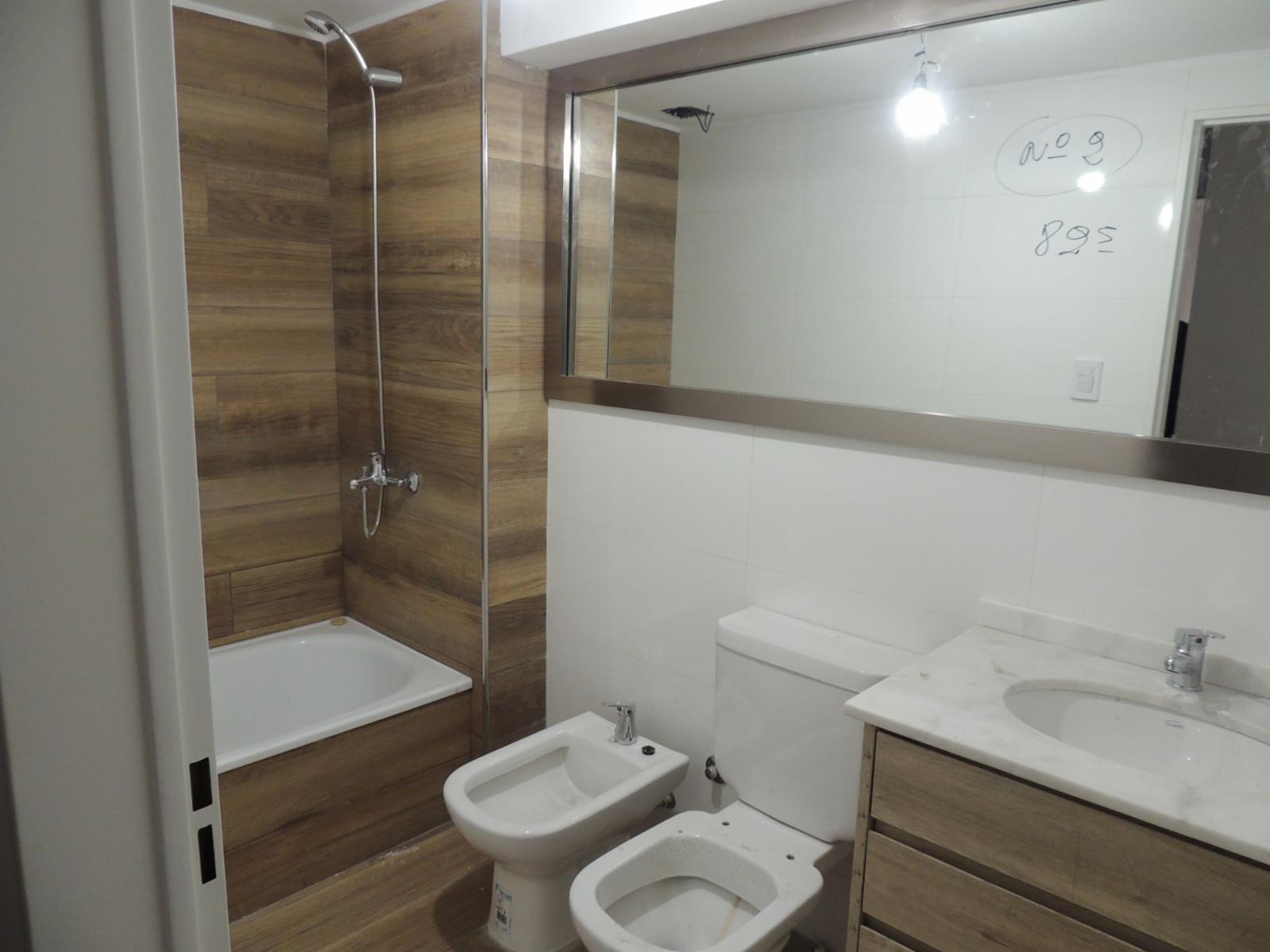 Excelente Departamento 4 AMB. Nuevo a Estrenar en Haedo Sur Centro C/Cochera — foto 13