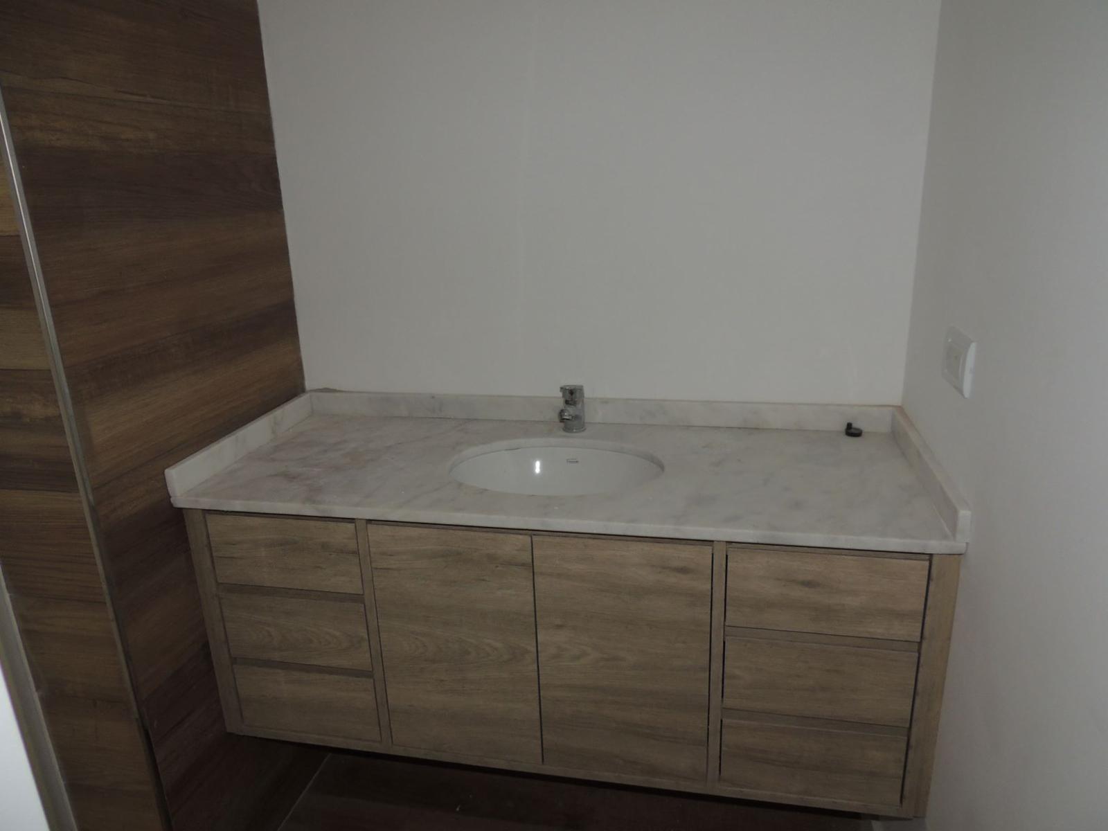 Excelente Departamento 4 AMB. Nuevo a Estrenar en Haedo Sur Centro C/Cochera — foto 15