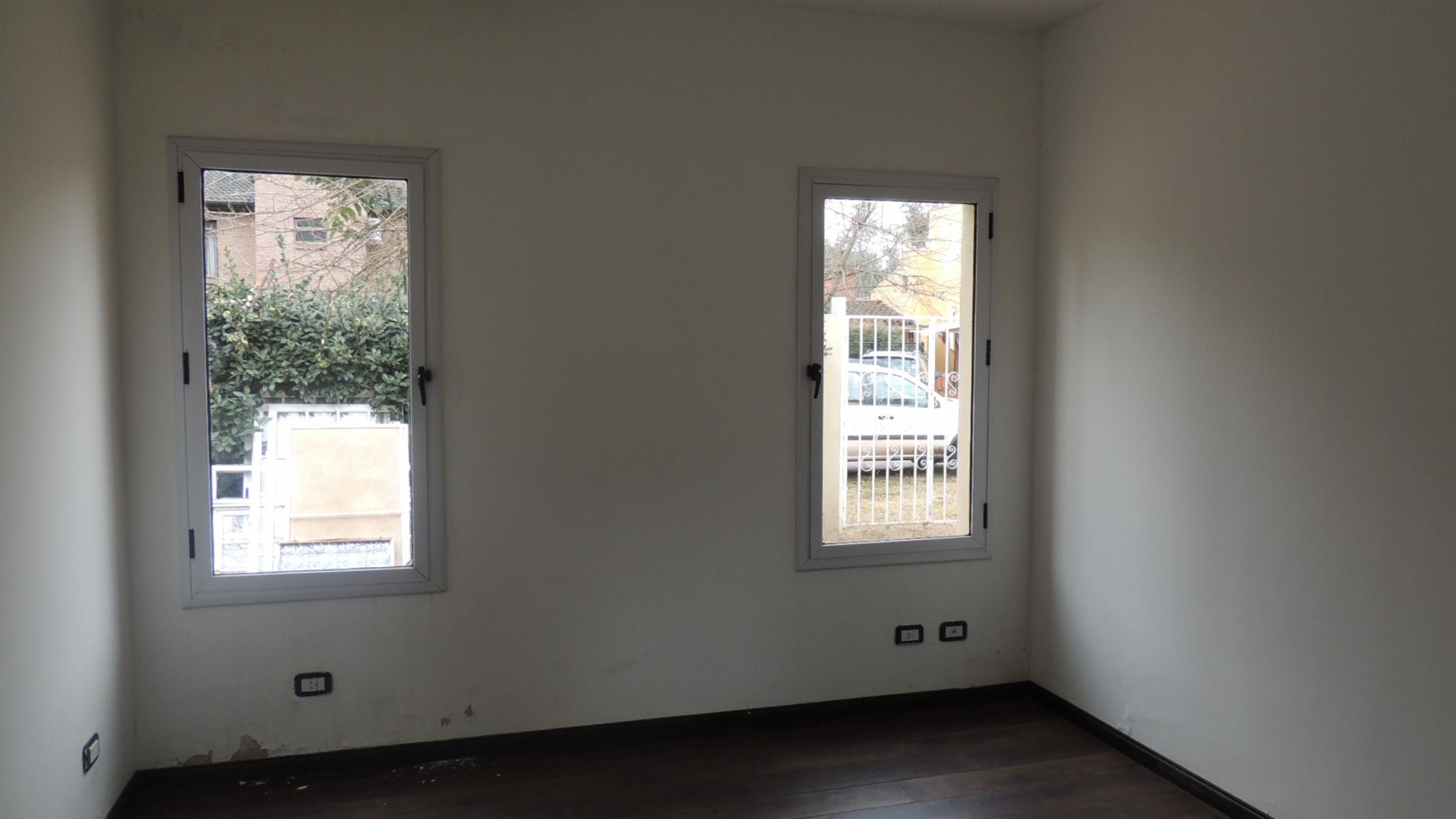SE VENDE CASA EN PQUE. LELOIR / UDAONDO A ESTRENAR, EN EXCELENTE LOTE DE 525 M². — foto 3