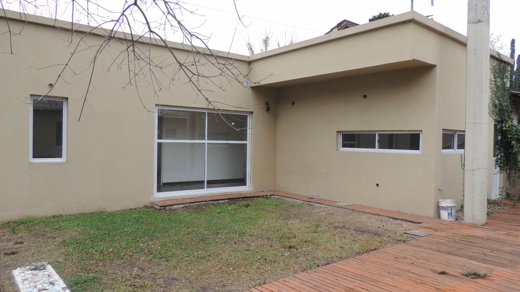 SE VENDE CASA EN PQUE. LELOIR / UDAONDO A ESTRENAR, EN EXCELENTE LOTE DE 525 M². — foto 15
