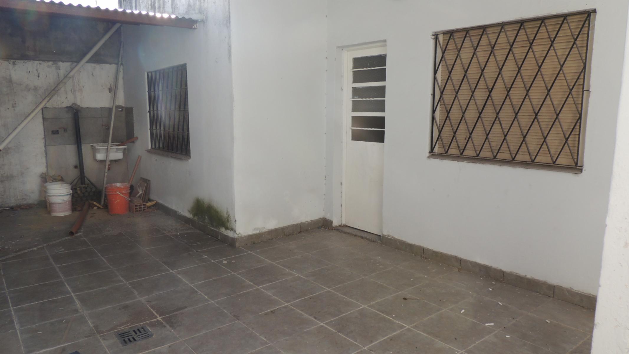 CASA 3 AMB EN VENTA - EXCELENTE UBICACION, CERCANO A ESTACION Y FACULTAD DE MORON — foto 4