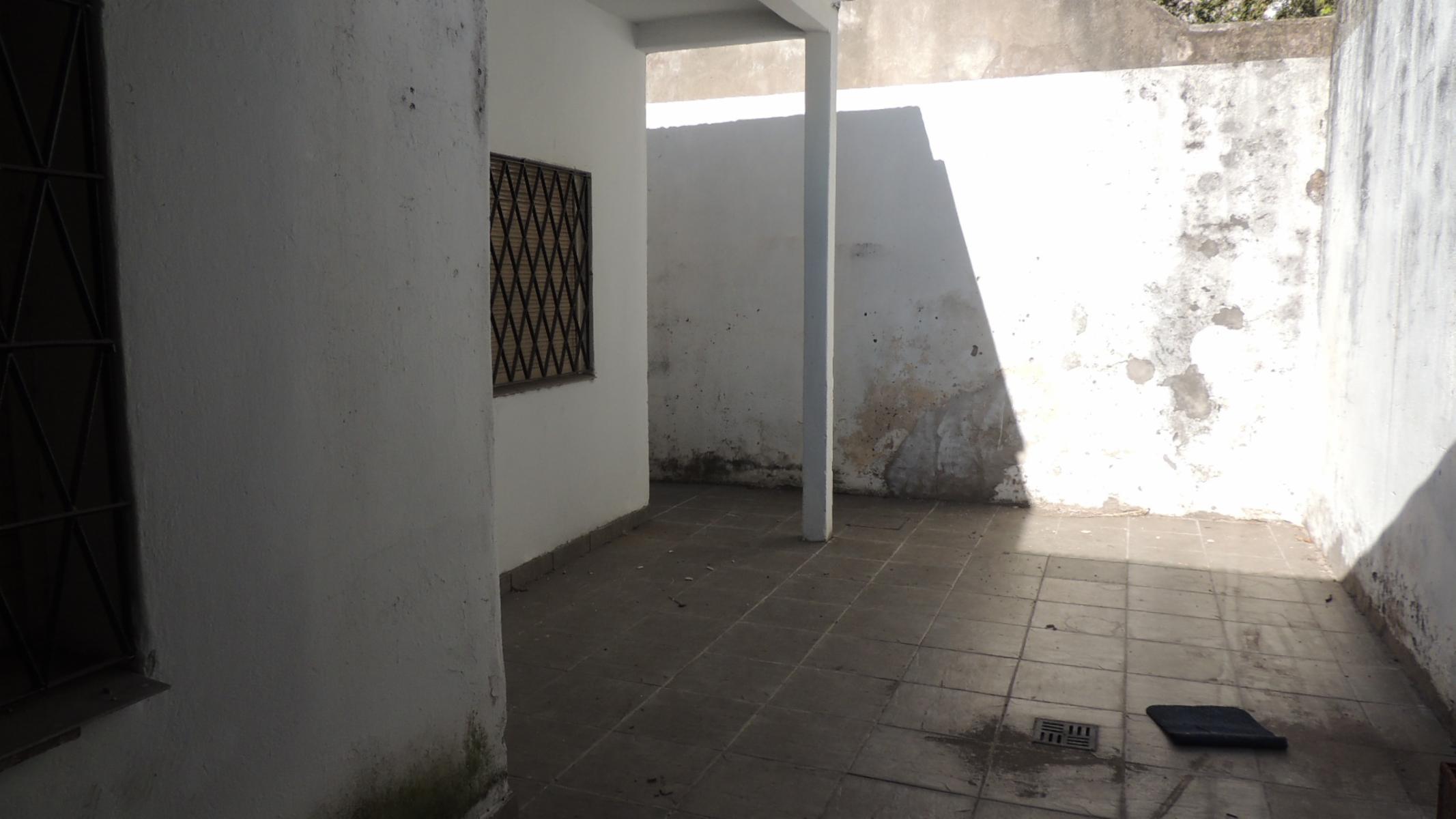 CASA 3 AMB EN VENTA - EXCELENTE UBICACION, CERCANO A ESTACION Y FACULTAD DE MORON — foto 5