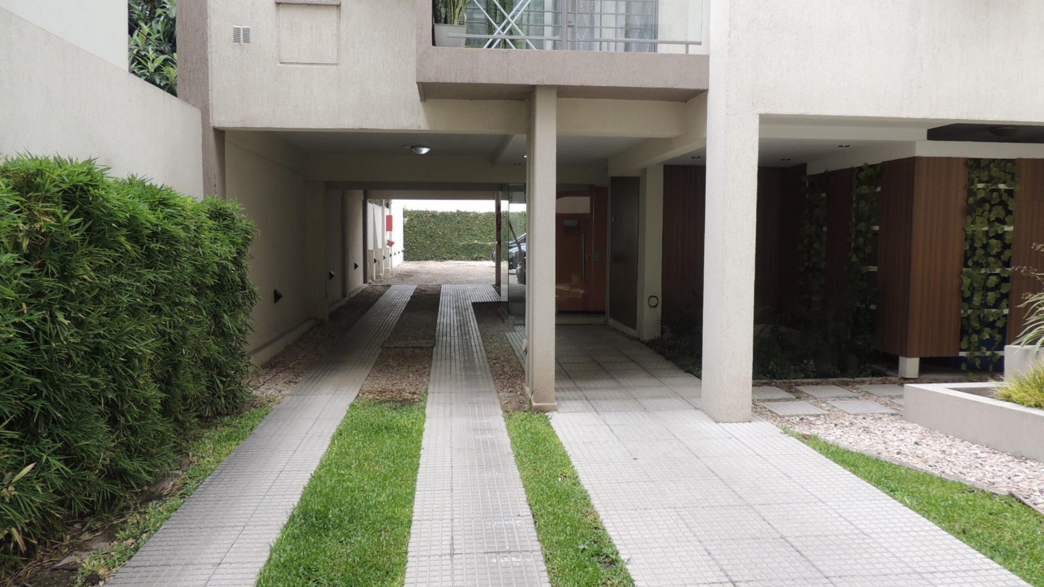 SE VENDE MUY BUEN DEPARTAMENTO DE 2 AMB EN MORON — foto 6