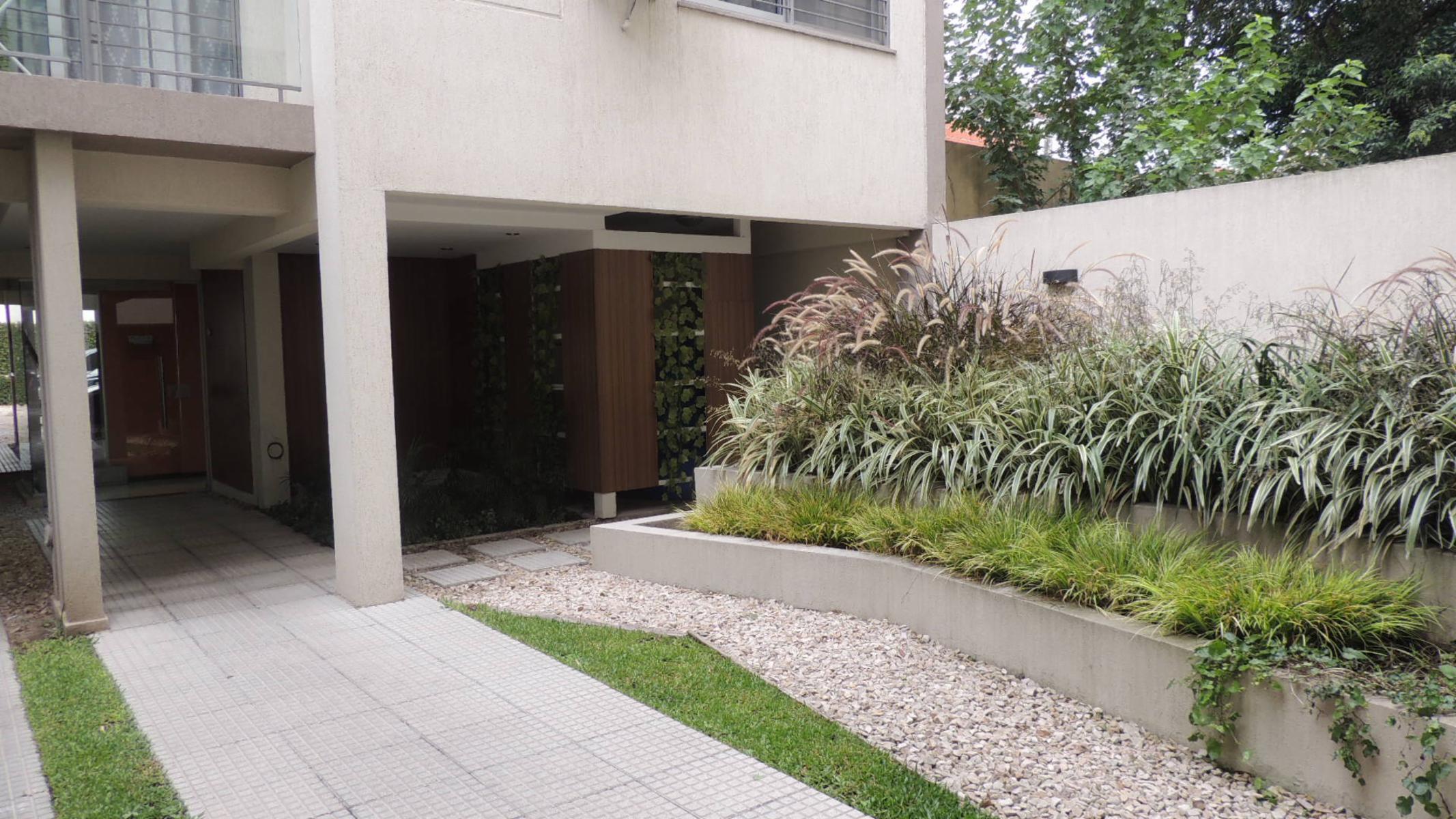 SE VENDE MUY BUEN DEPARTAMENTO DE 2 AMB EN MORON — foto 7