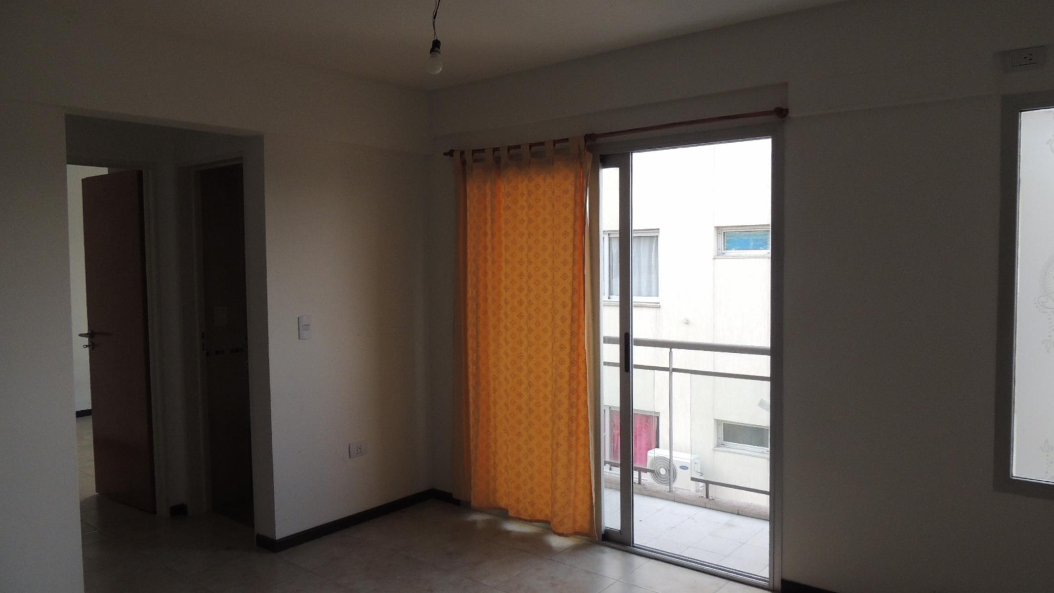SE VENDE MUY BUEN DEPARTAMENTO DE 2 AMB EN MORON — foto 10