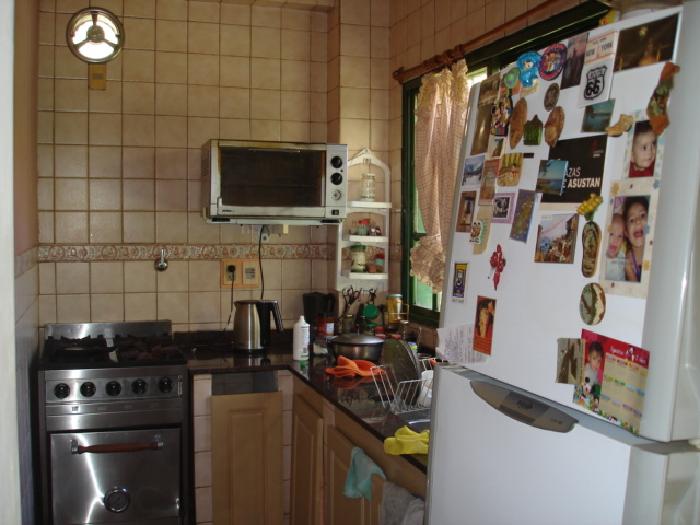 INVERSOR: CON RENTA ACTUAL. Casa en Moron, 4 ambientes fondito y pileta. — foto 2