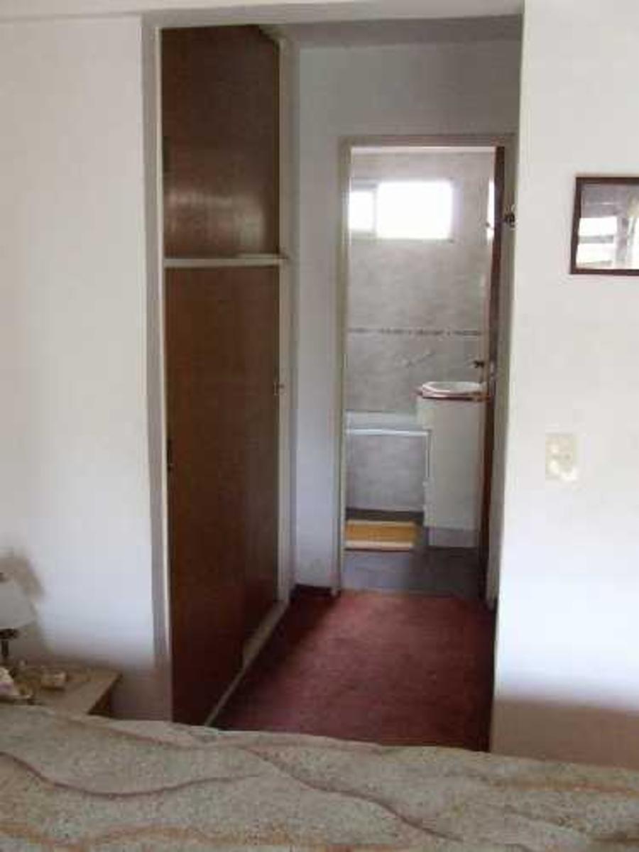ALQUILER TEMPORAL VILLA URQUIZA SEMIPISO AL Fte CON BALCÓN 3 AMBIENTES 2 DOR 2 BAÑOS living comedor, lavadero, cochera, loza radiante, amueblado equipado para 4 per, valor mensual más expensas — foto 6