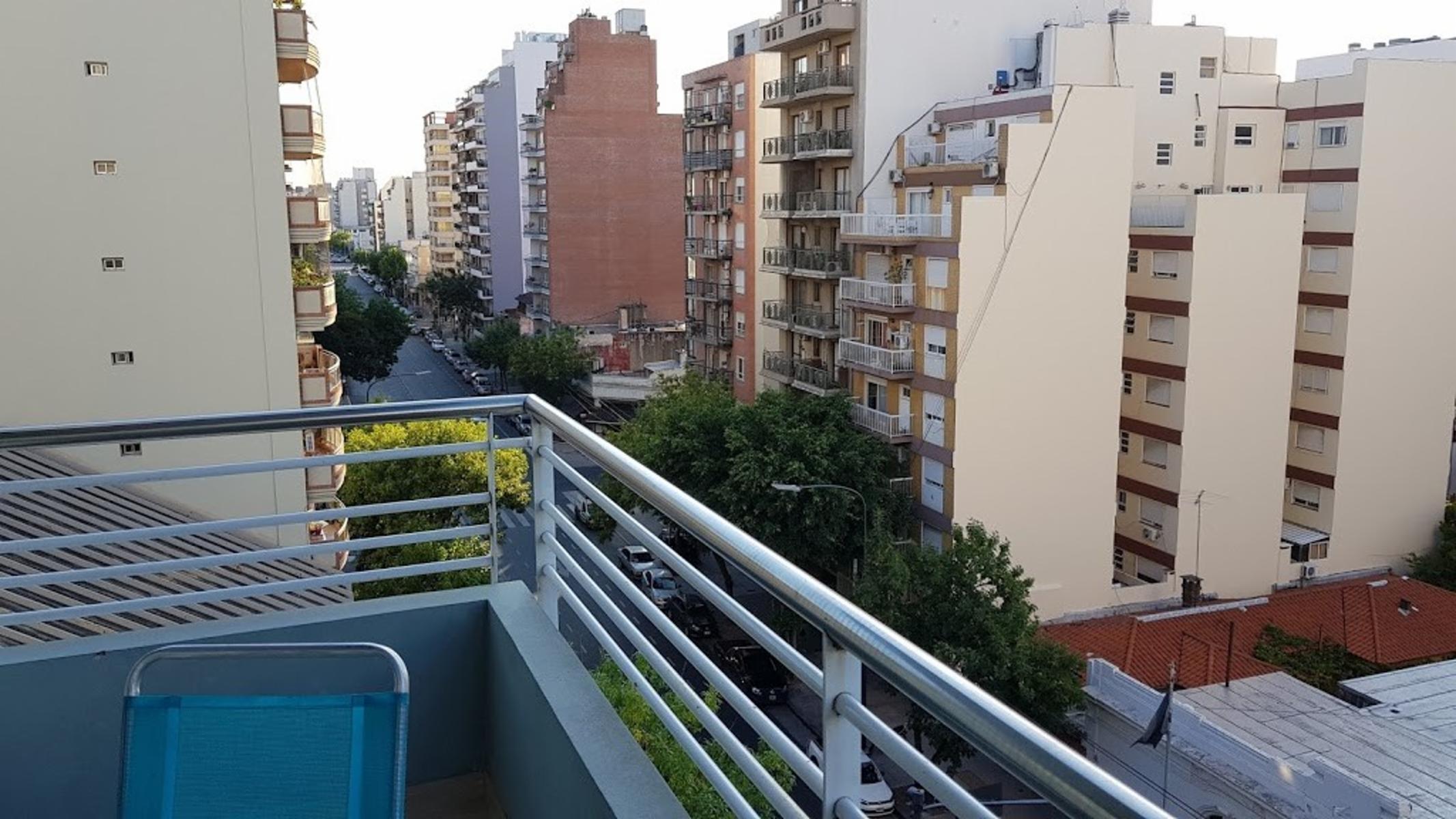 ALQUILER TEMPORAL Villa Urquiza monoambiente al frente con balcón — foto 5