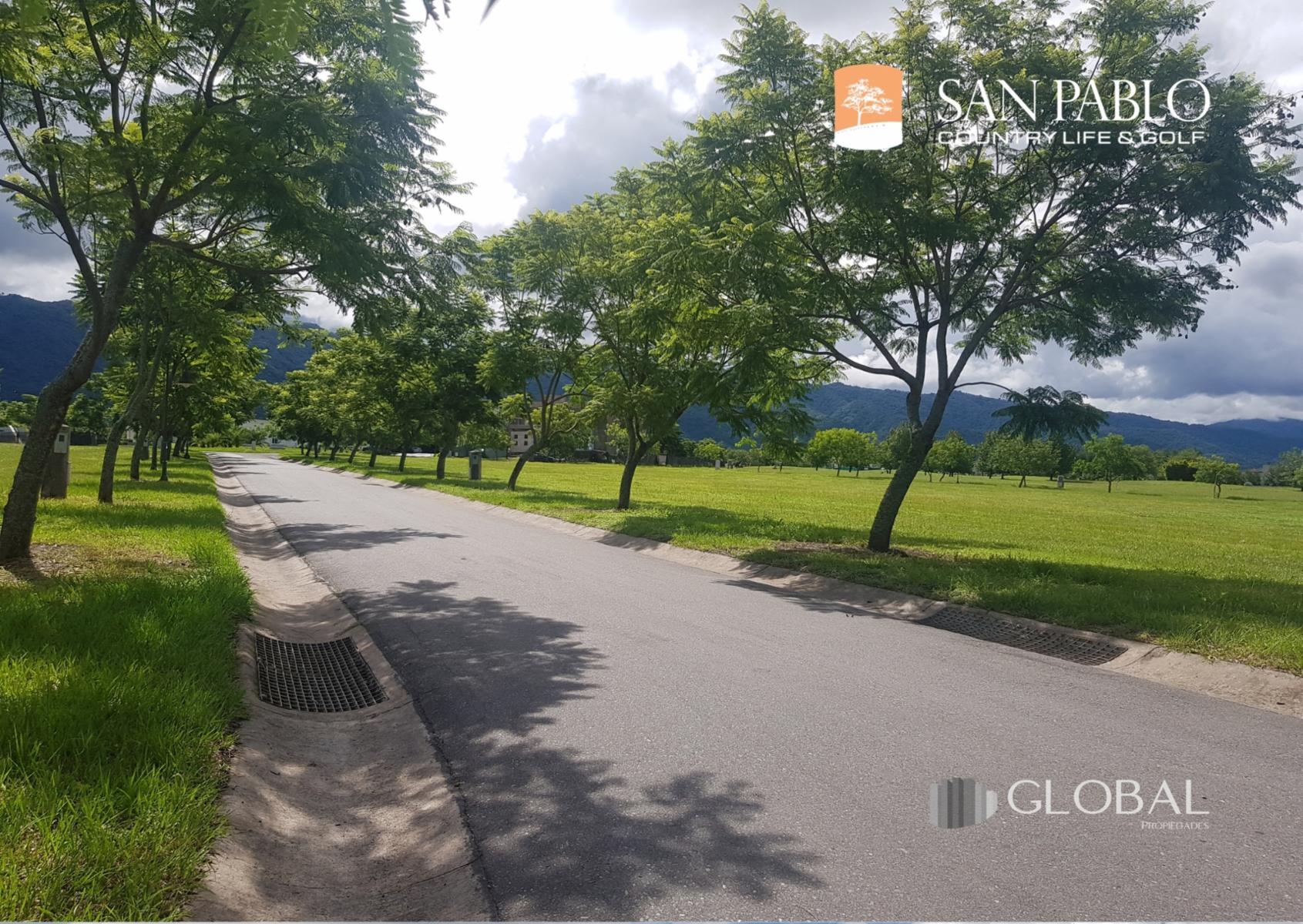 Hermoso lote con magnificas vistas - 3