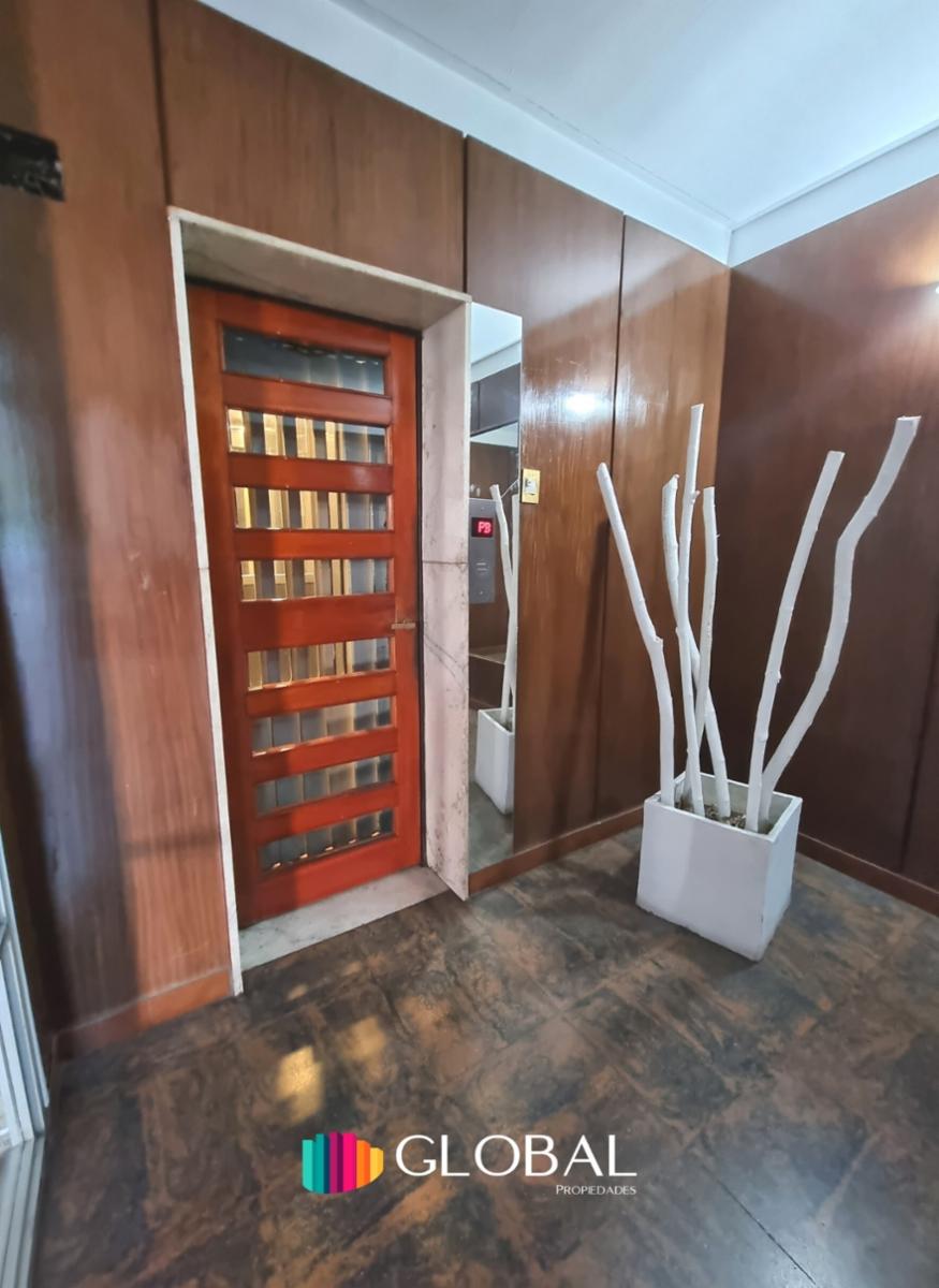 Departamento en VENTA en el emblemático edificio construido por Koralsky. — foto 3