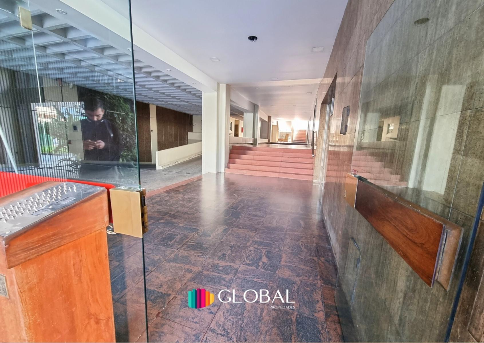 Departamento en VENTA en el emblemático edificio construido por Koralsky. — foto 8