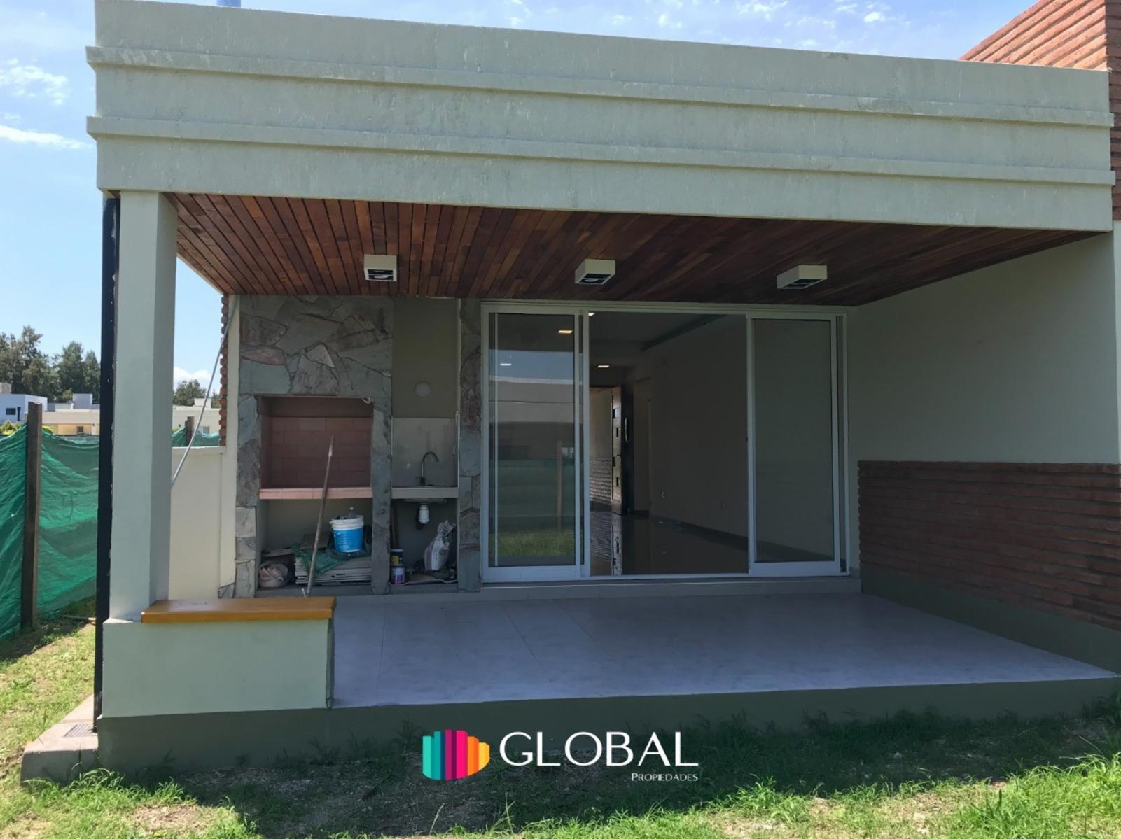 Casa a estrenar en uno de los countrys mas buscados de la Av. Constitución — foto 10