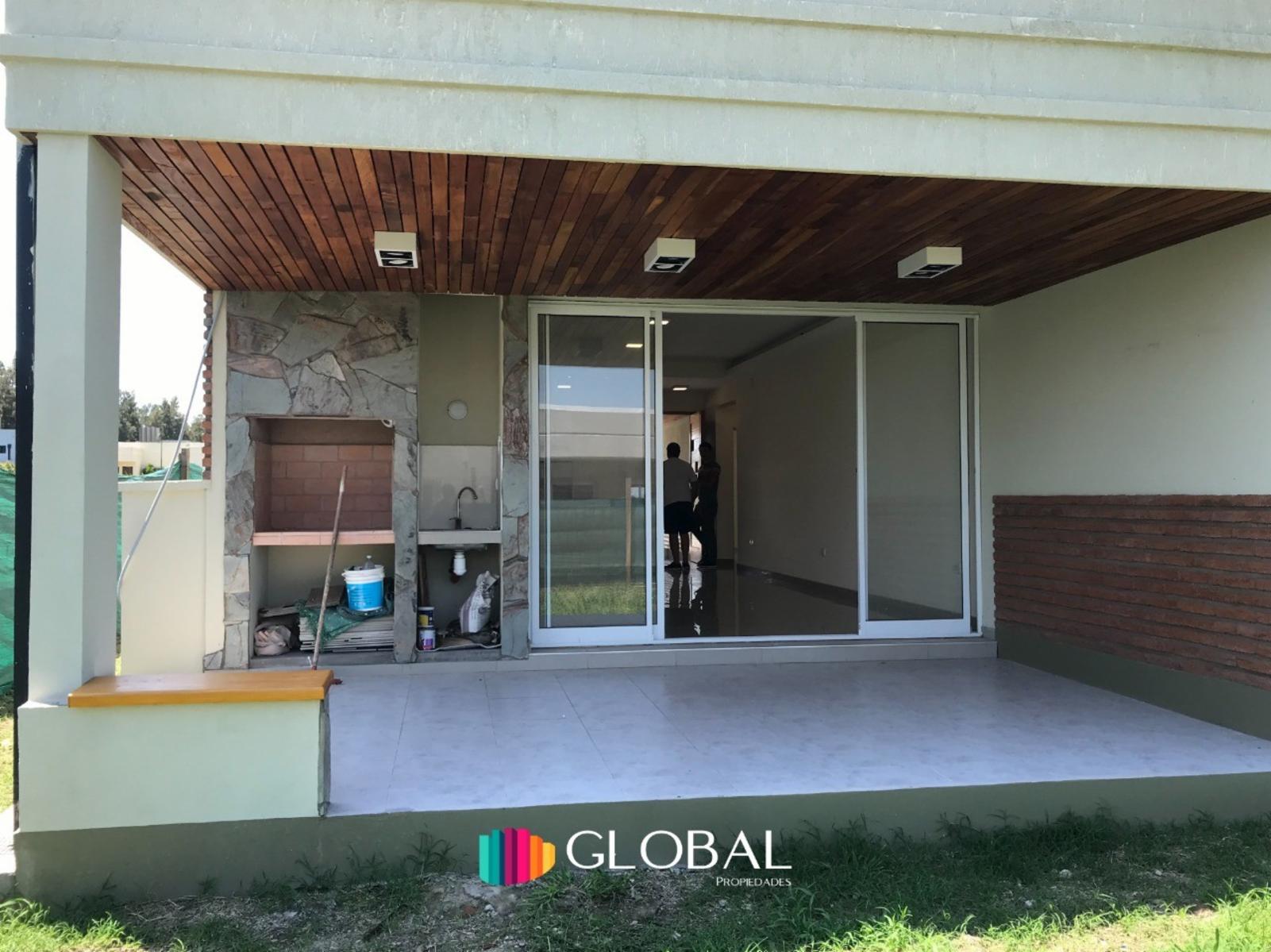 Casa a estrenar en uno de los countrys mas buscados de la Av. Constitución — foto 12