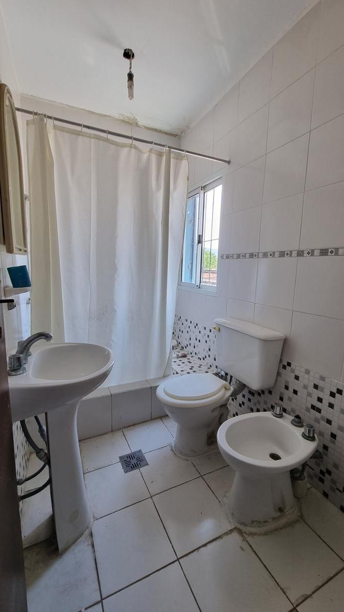 Casa de 5 dormitorios en Barrio San Martin — foto 2