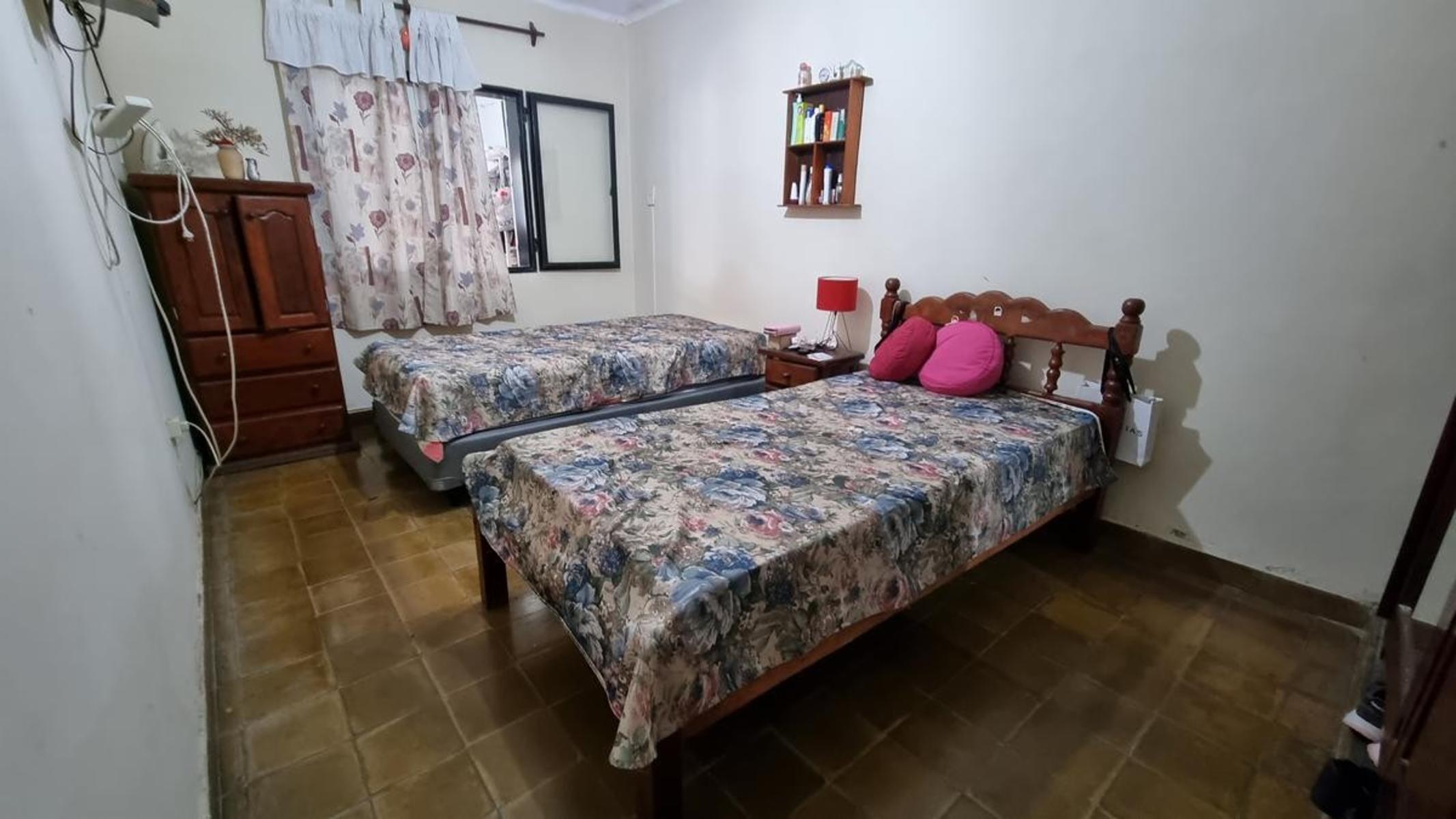 Casa de 5 dormitorios en Barrio San Martin — foto 3