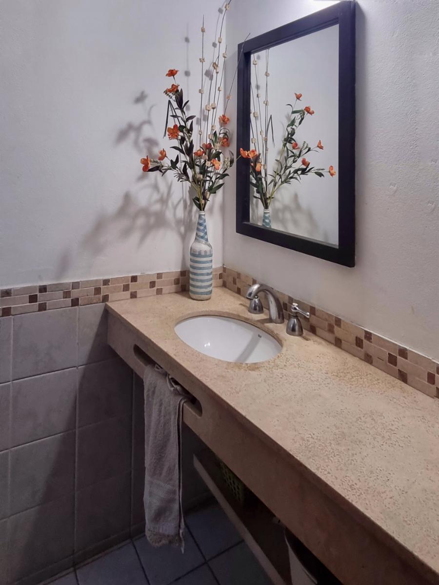 hermoso duplex ubicado en el corazón de Yerba Buena