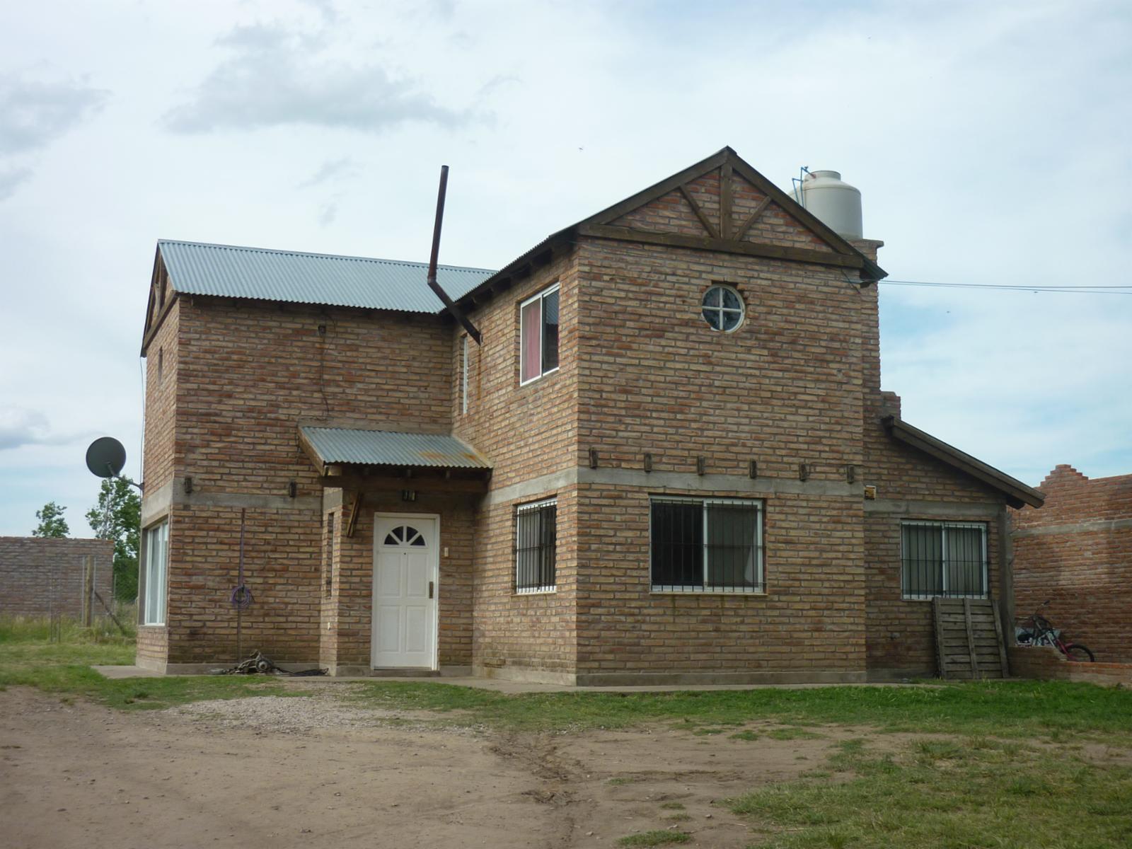 Casa de 6 amb. sobre lote propio. - 3