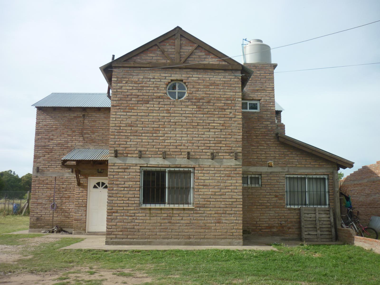 Casa de 6 amb. sobre lote propio. - 23