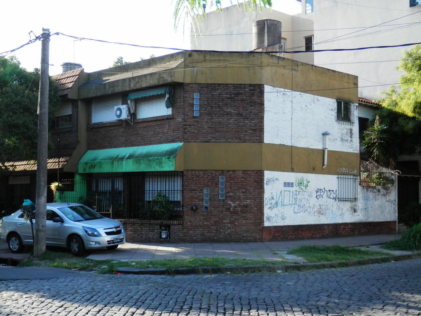 Casa de 4 amb. Duplex.