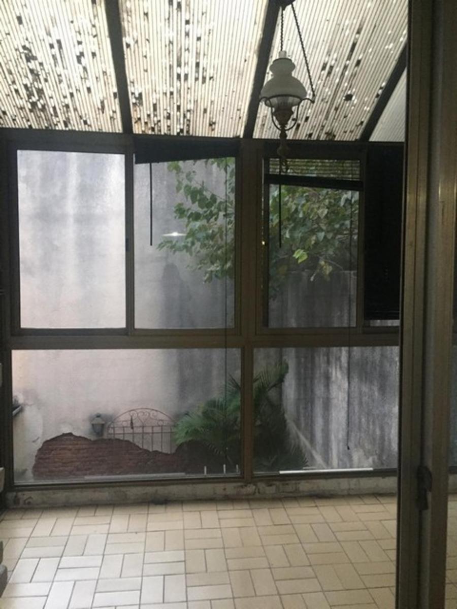 Departamento de 2 amb con terraza. POR ESCALERA. — foto 2