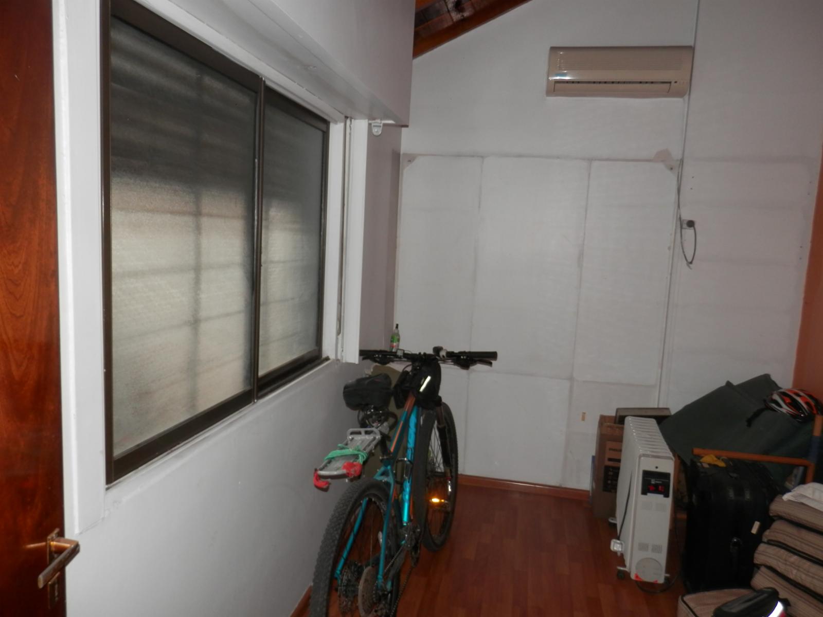 Casa de 5 ambientes con patio y terraza. — foto 4