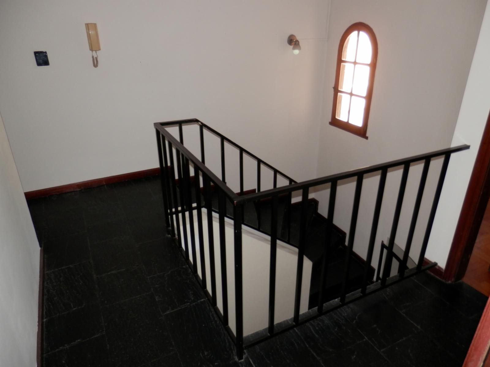 Casa de 4 amb sobre lote propio. — foto 14