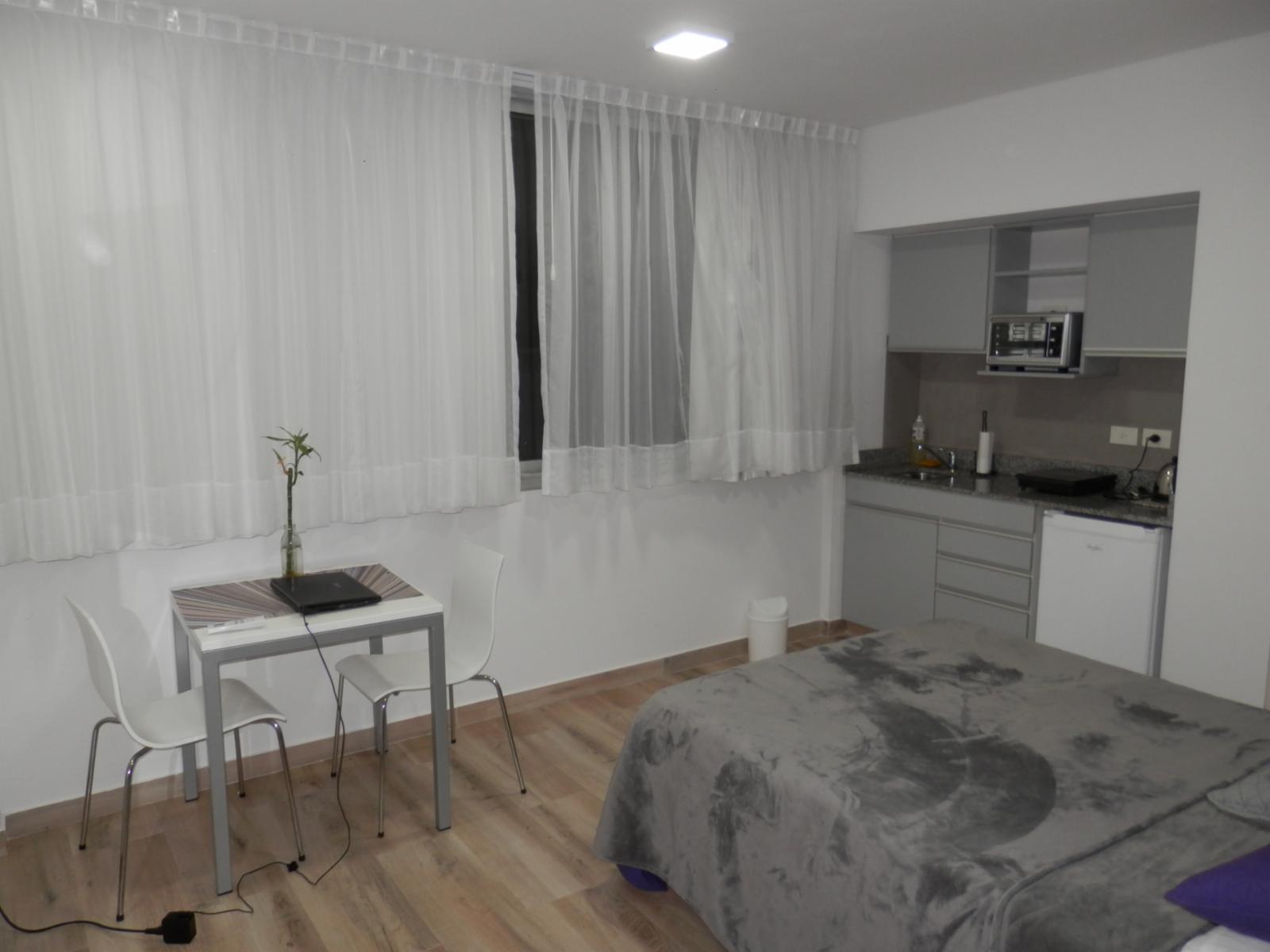Monoambiente amueblado