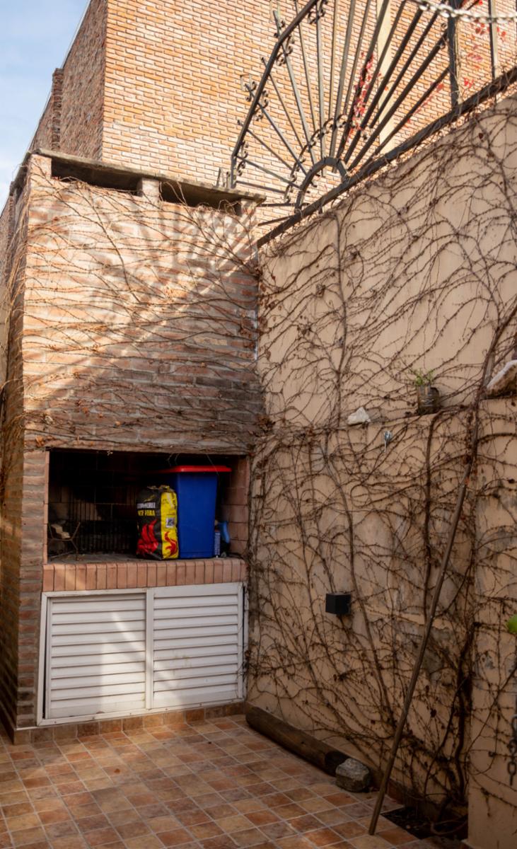 Se vende casa al frente con tres dormitorios en zona colegio Lourdes — foto 5
