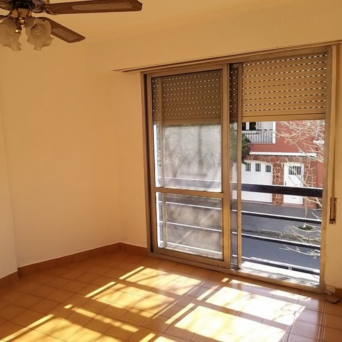 Se vende Departamento con 2 dormitorios en francia al 1400 — foto 2