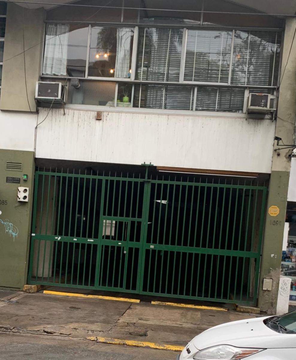 Venta De Cochera Comercial Adrogue Centro - 1