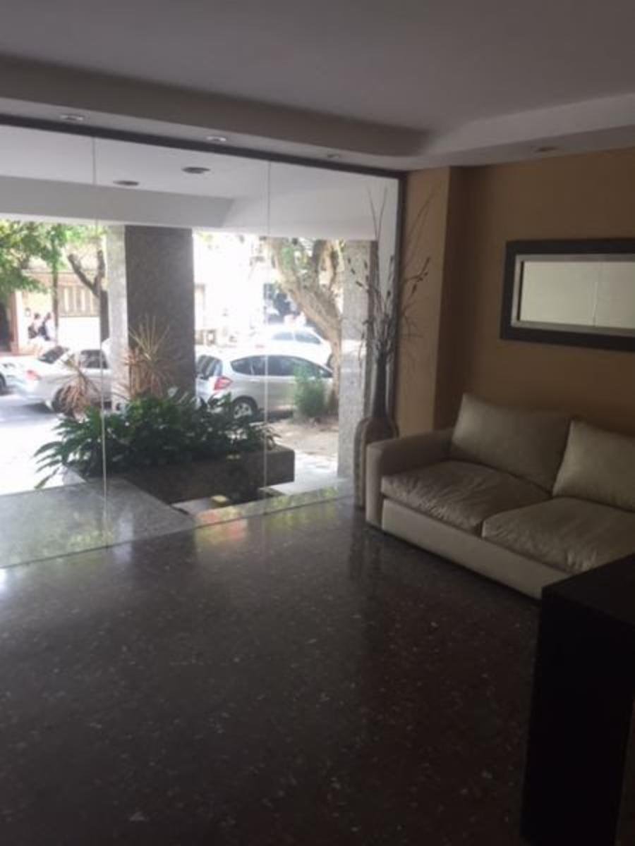 Venta Departamento 2 Amb con cochera Lanús Oeste