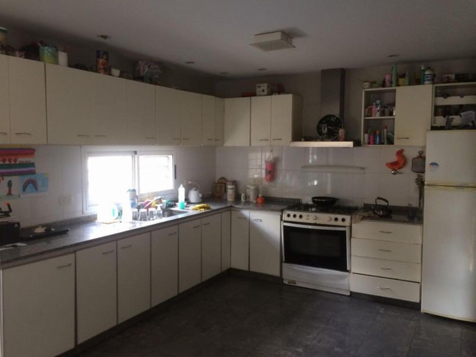 Venta Casa 5 Amb Quincho Moderna En Excelente Estado José Mármol — foto 5