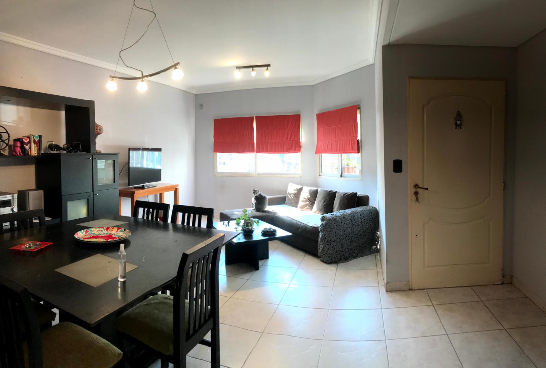 VENTA TRIPLEX 4 AMB LAS LOMITAS EXCELENTE UBICACIÓN